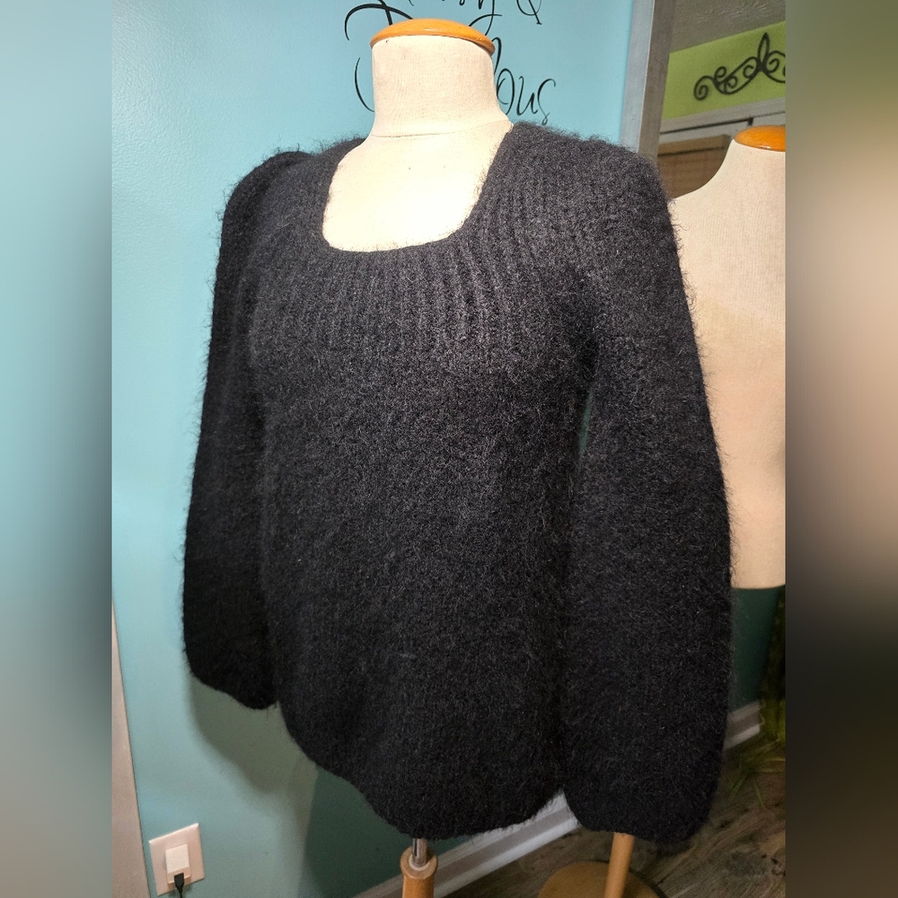 ⚡️BCBGMaxAzria Black Plush Fuzzy Alpaca Sweater - Picture 2 of 6